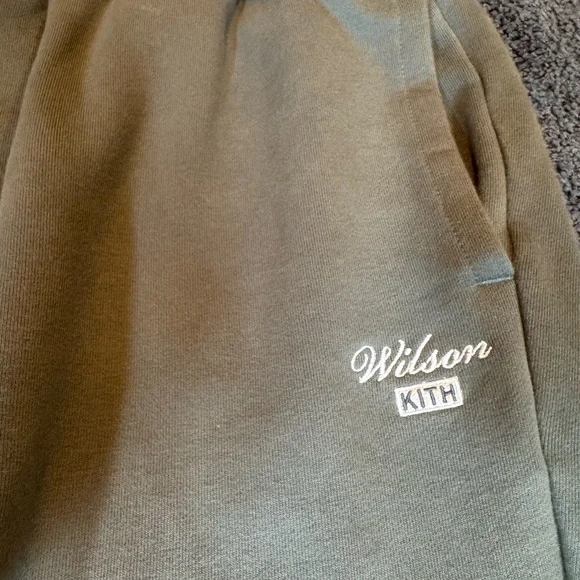 Kith x Wilson Sweatpants - Picture 4 of 9